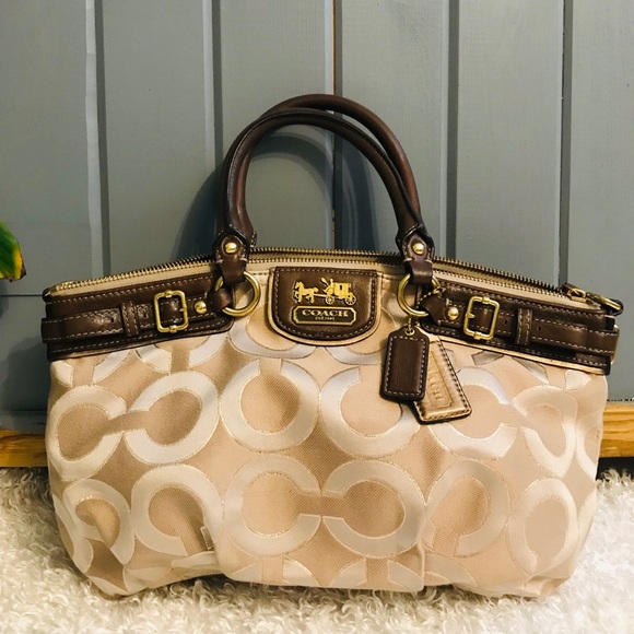 Coach Handbags - Coach Bag